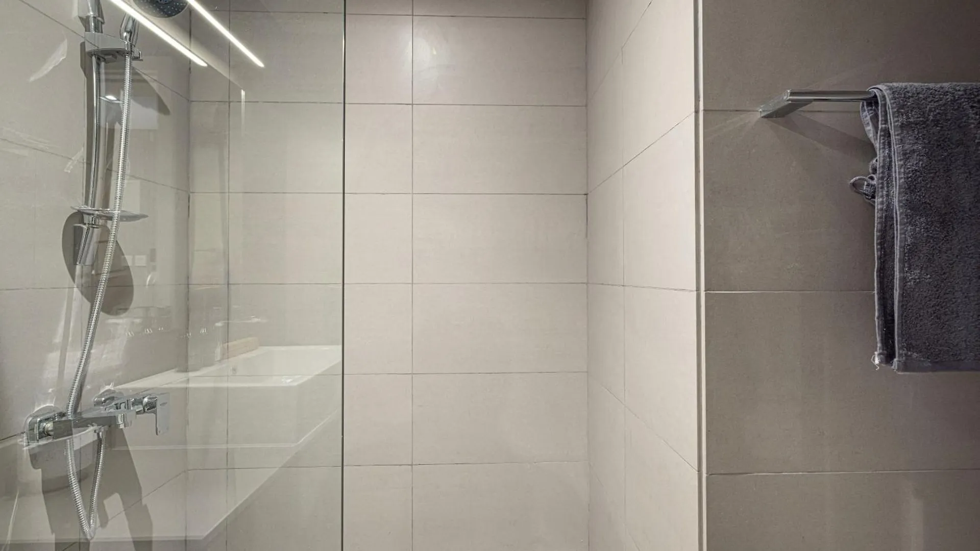 1Br Aesthetic Home By Blue Cloud Holidays Sharjah Apartment